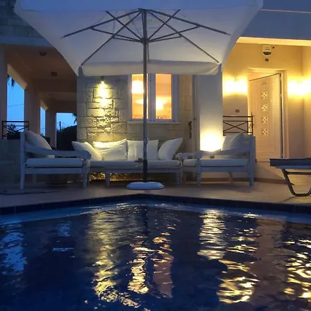 Villa Harriet Maria With Pool And Ocean View Kolimbari, Chania Kolymbari